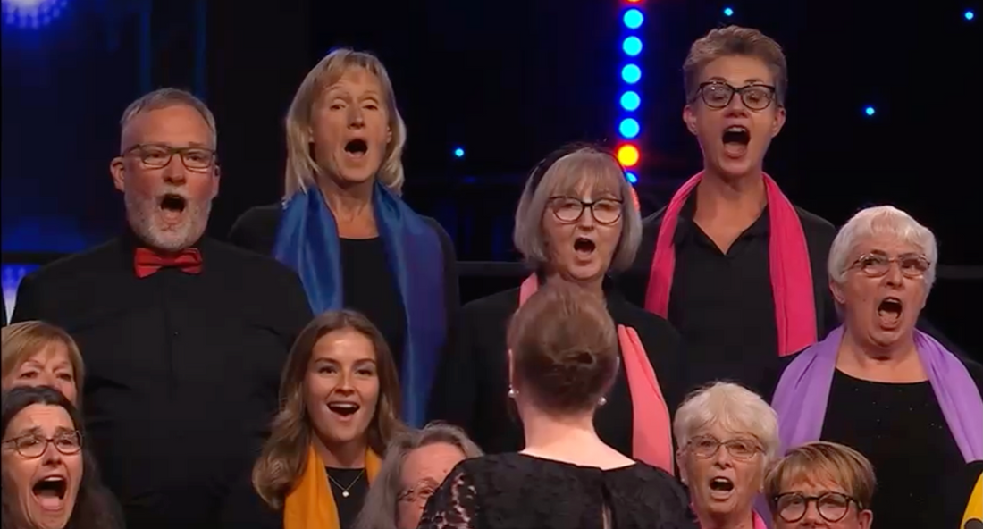 Community choir music: while in my heart there swells a song