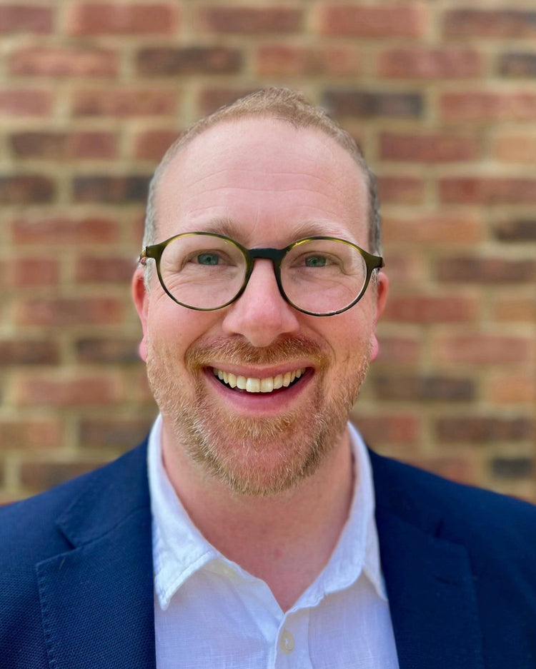 Oliver Tarney | Director & Composer